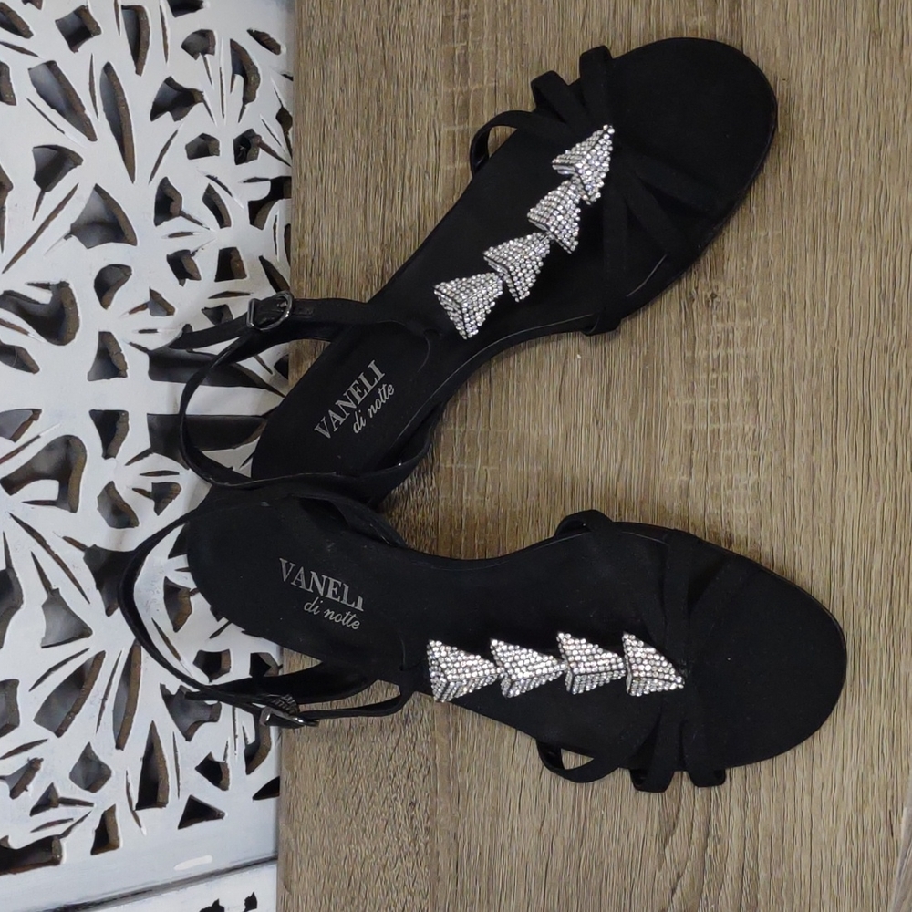 COPY - Vaneli di notte vero cuoio jeweled ssndals.